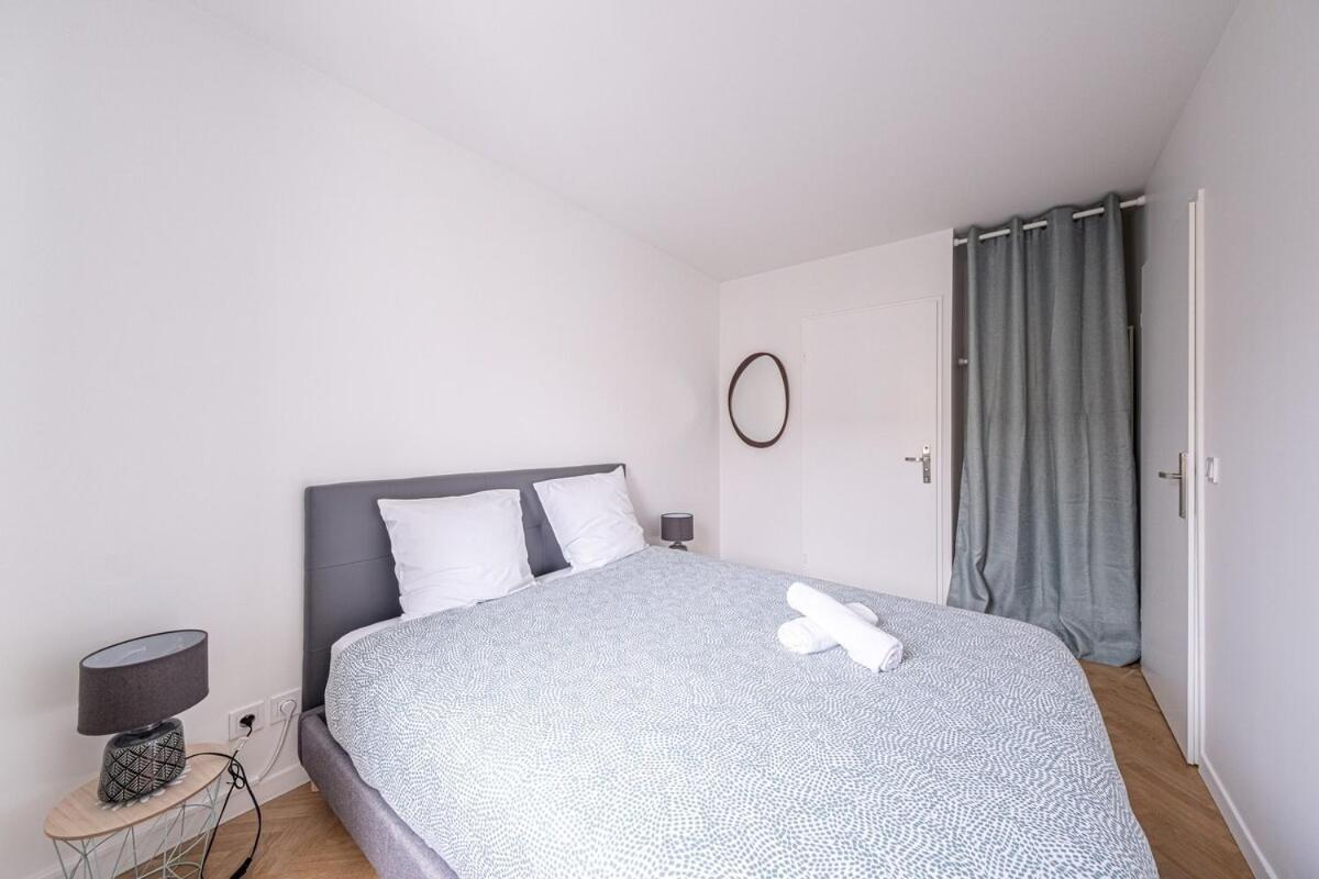 B4 Station Apartment *